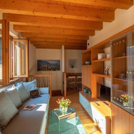 Happy Guest Apartments - Feel The Lake Riva di Solto Eksteriør bilde